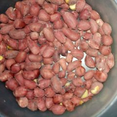 A picture of Crunchy groundnuts.