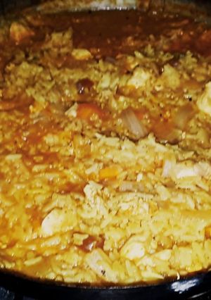 Una foto de Arroz Con Pollo A La Sidra En Tierra