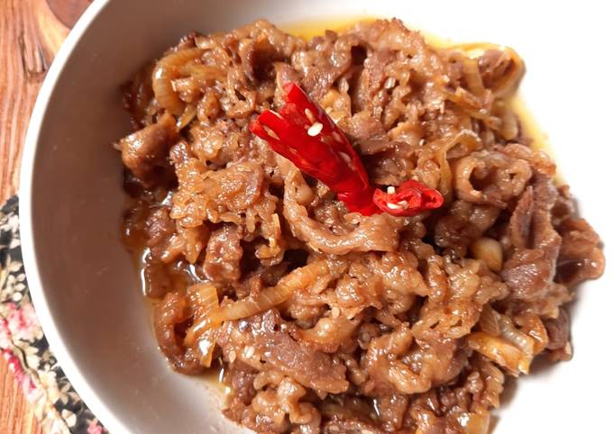 Tumis Daging ala Beef Bowl Yoshinoya dan acar ala Hokben