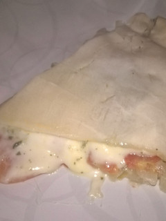 Una foto de Tarta caprese