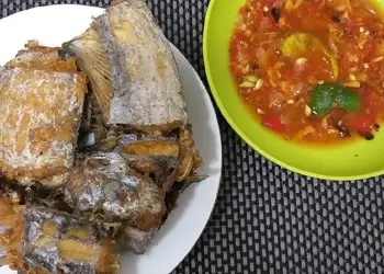 Siap Saji Ikan Layur goreng sambal pecak Sedap