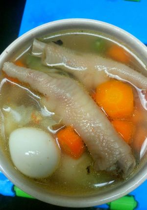 Foto resep Sop Ceker Telur Puyuh (Anti Amis)