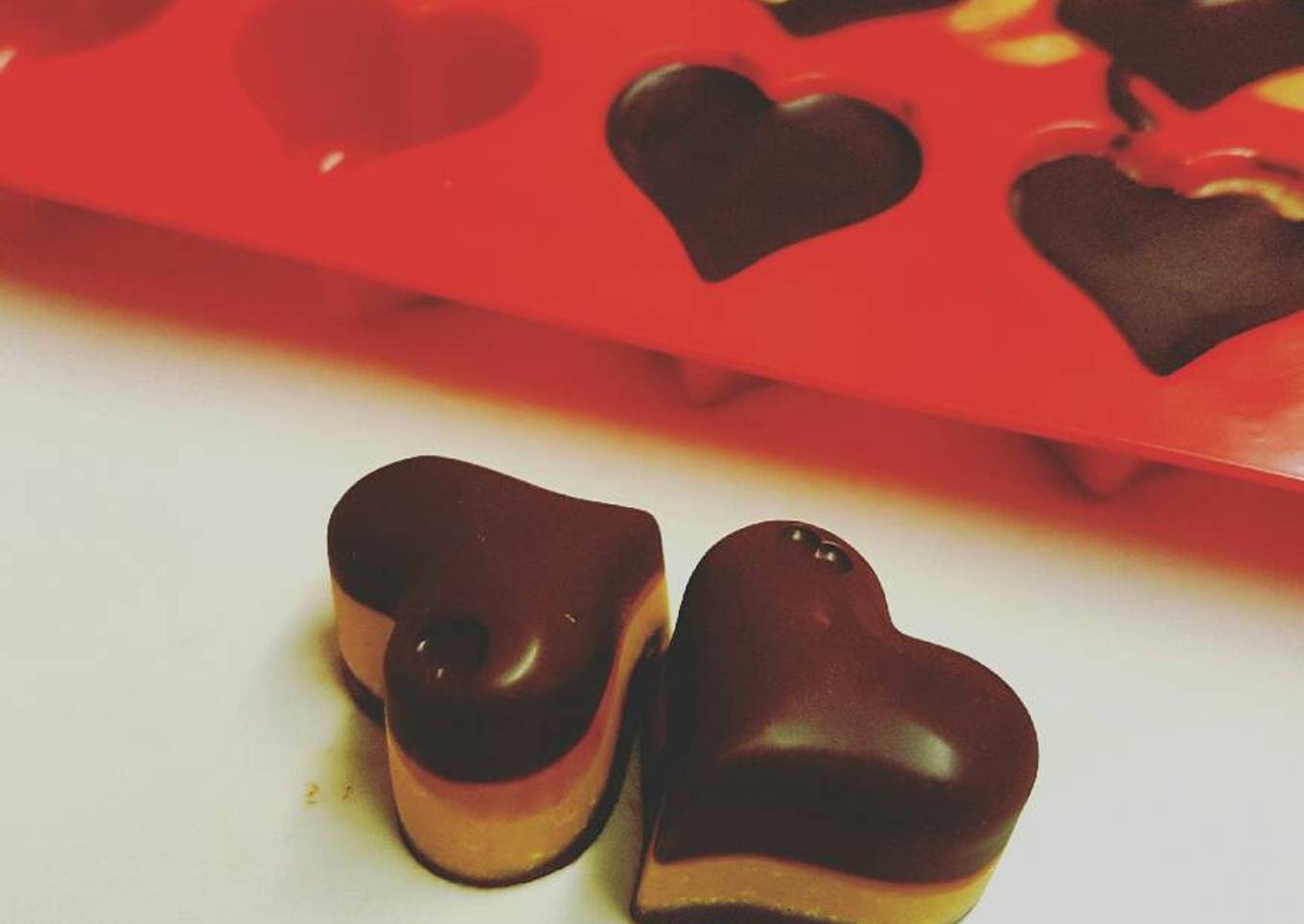 Keto (low carb and high fat) dark chocolate, fat bomb with peanut butter