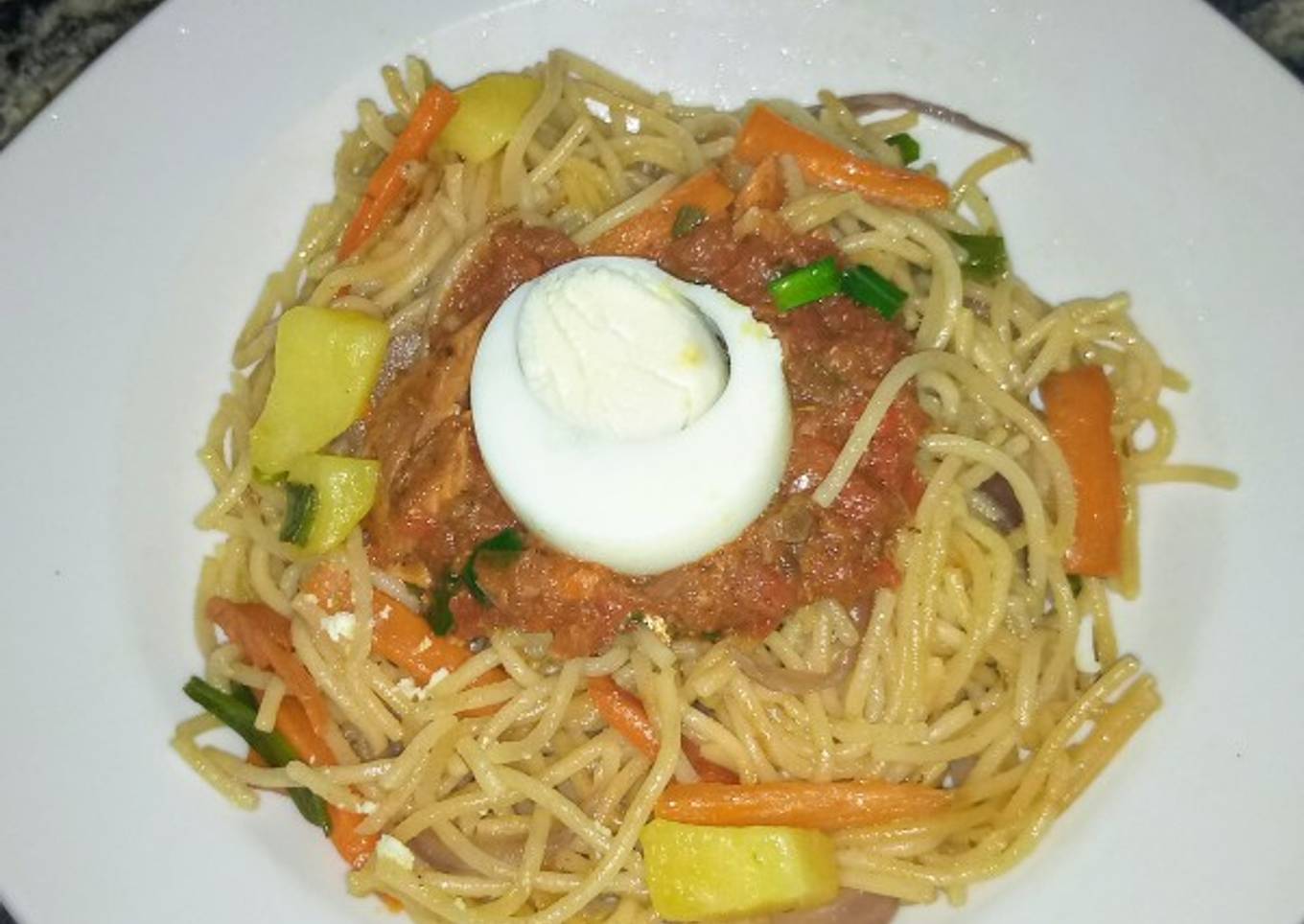 Fried spaghetti with sardine sauce 🍝🌹