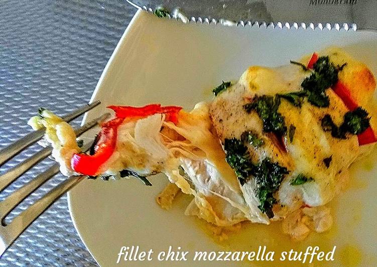 Fillet chix mozzarella stuffed