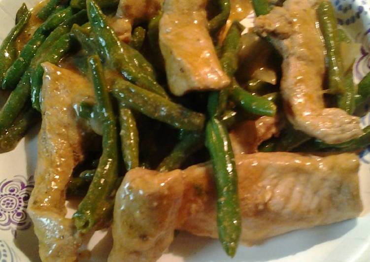Green Beans and Marinated Pork Strips Green Beans and Marinated Pork Strips