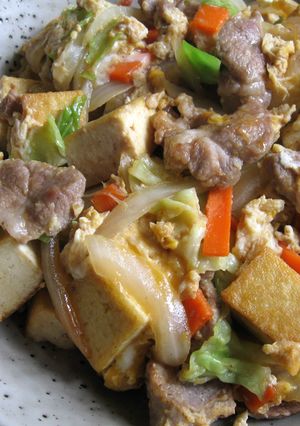 A picture of Pork & Vegetables Champroo (Chanpurū).
