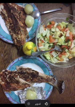 صورة لوصفة سمك مشوي مع سلطه