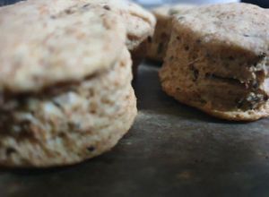 Una foto de Martes con S de SCONES integrales 😉