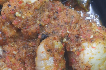 Anti Ribet, Membuat Ayam Masak Bumbu Saksang Bunda Pasti Bisa