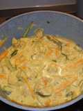 Pollo con verdure e latte di cocco