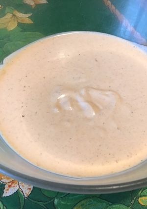 Une photo de Sauce cocktail fruitée au cognac et épices
