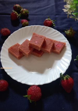 A picture of Strawberry sheero.
