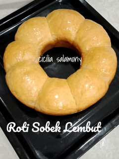 Foto resep Roti Sobek Ekonomis, Satu Telur Dan Lembut