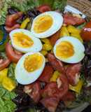 Egg, Bell Pepper, and Tomato Vegetable Salad