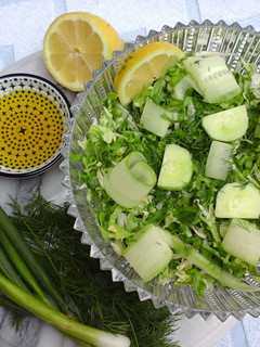 A picture of Greek Salad & Lemon Vinaigrette.