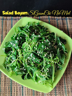 Foto resep Salad Bayam (SiGeumChi NaMul)