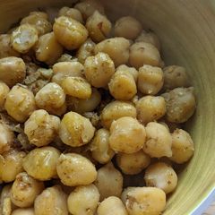A picture of Make tinned chickpeas better!.