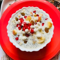 A picture of Chia seeds banana apple pudding (healthy breakfast).