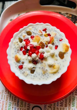 A picture of Chia seeds banana apple pudding (healthy breakfast).