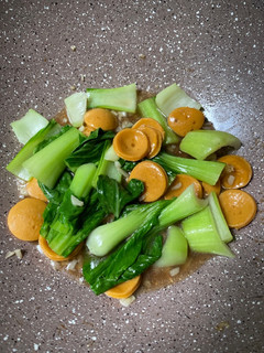 Foto resep Tumis Pokcoy Sosis
