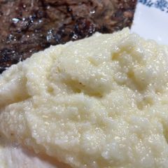 A picture of Old Fashioned Grits.