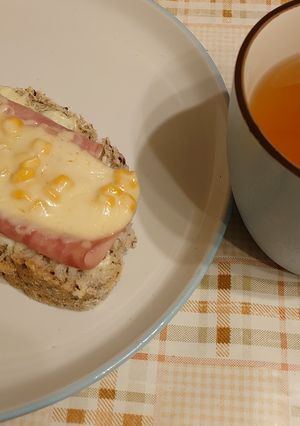 Gluténmentes kenyér, és a kedvenc melegszendvicsünk recept fotója