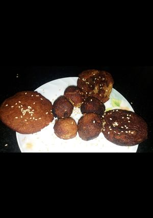 A picture of Arisa pitha.