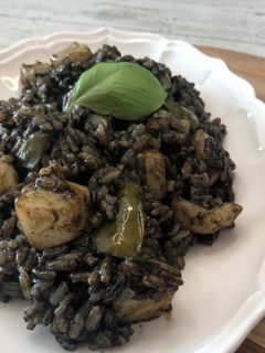 Una foto de Arroz negro con sepia en olla FussionCook FC7 Smart