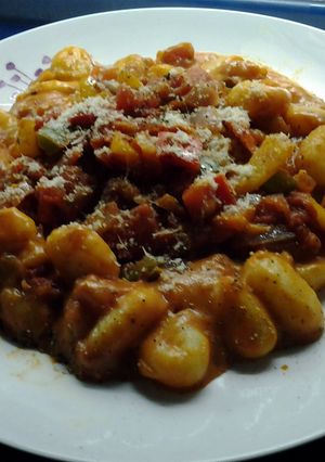 A picture of Tomato, Basil, Parmesan Gnocchi.