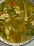 Caldo de pollo con verduras