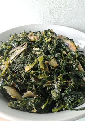 Foto resep Tumis Daun Singkong teri rebus