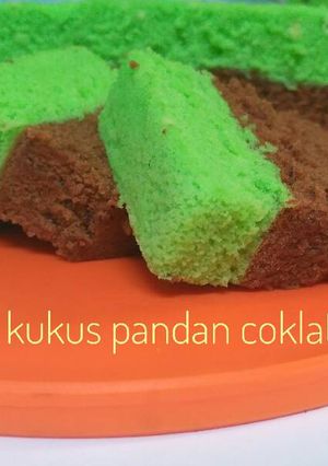 Foto resep 🍰bolu kukus pandan coklat🍰 (2 telur,takaran sdm👌)