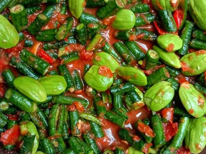 Easy Steps Prepare Recipes Sambal Pete &amp;amp; Kacang panjang the Delicious Perfect.