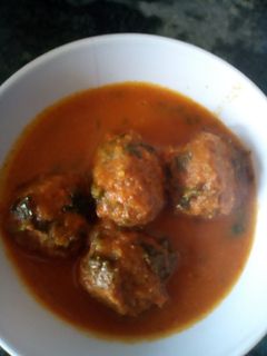 દૂધી ના કોફતા કરી(Dudhi kofta Curry Recipe in Gujarati) રેસીપી મુખ્ય ફોટો