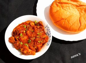 A picture of Chicken Tikka Masala.