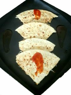 પાપડ વેજીટેબલ સેન્ડવીચ (Papad Vegetable Sandwich Recipe In Gujarati) રેસીપી મુખ્ય ફોટો