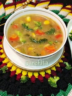 A picture of Healthy Broccoli Mix Veg Soup.