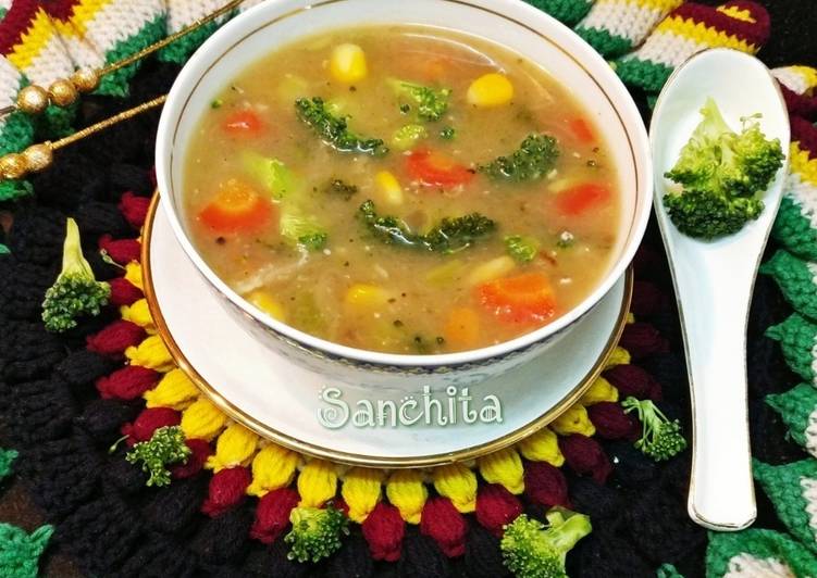 How to Make Recipe of Healthy Broccoli Mix Veg Soup