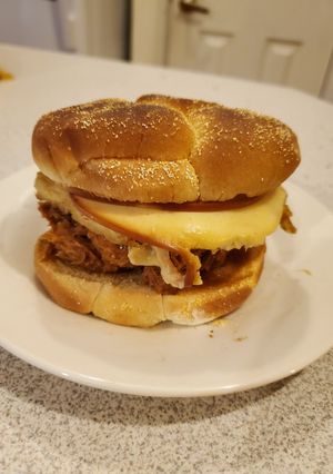 A picture of Brad's Hawaiian bbq pulled pork sandwich.