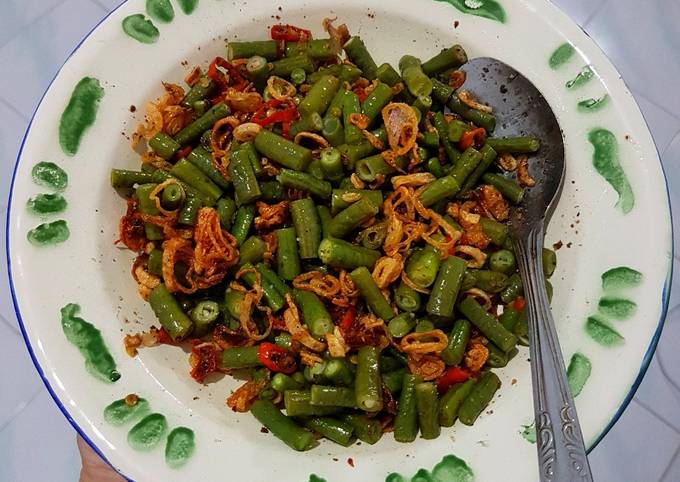 Lawar Kacang Panjang