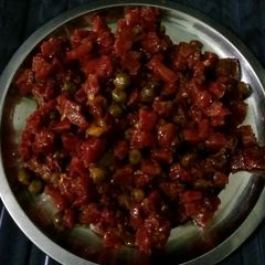 A picture of Carrot and peas veg.