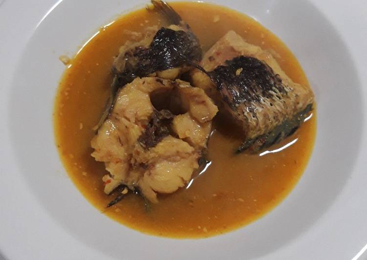 Ikan gabus kuah kuning