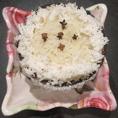 A picture of Coconut rice.