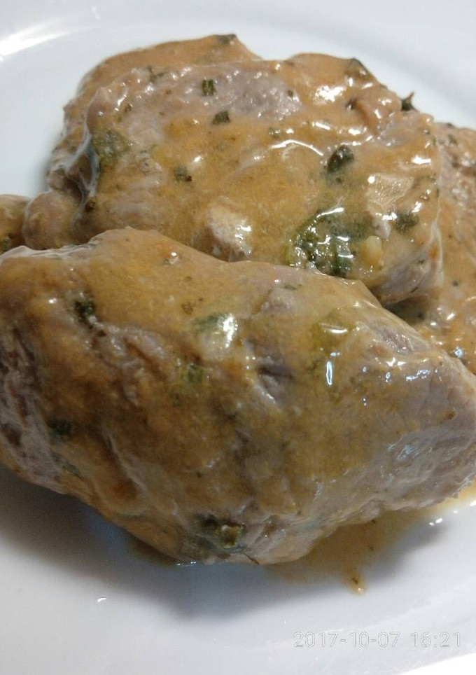 Una foto de Solomillo ibérico salseado