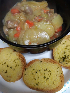 A picture of Onion Garlic Bread.