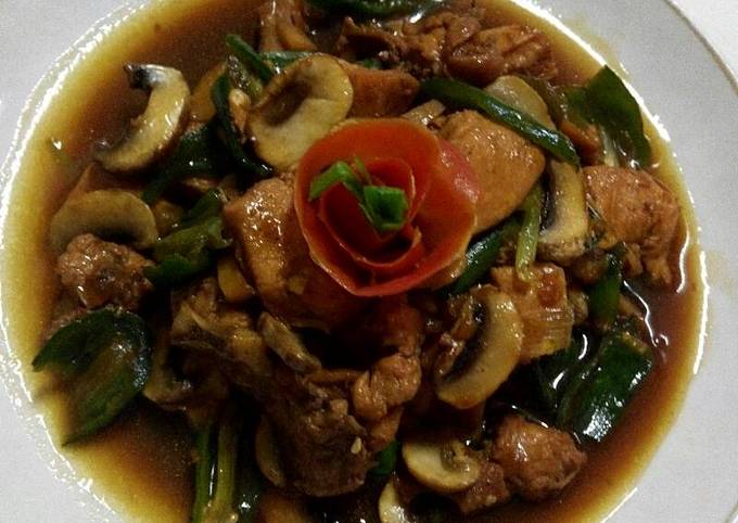 Ayam jamur saus tiram