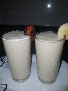 A picture of Dates banana milkshake.