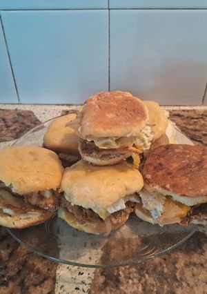 Una foto de Milanesas clásicas al pan