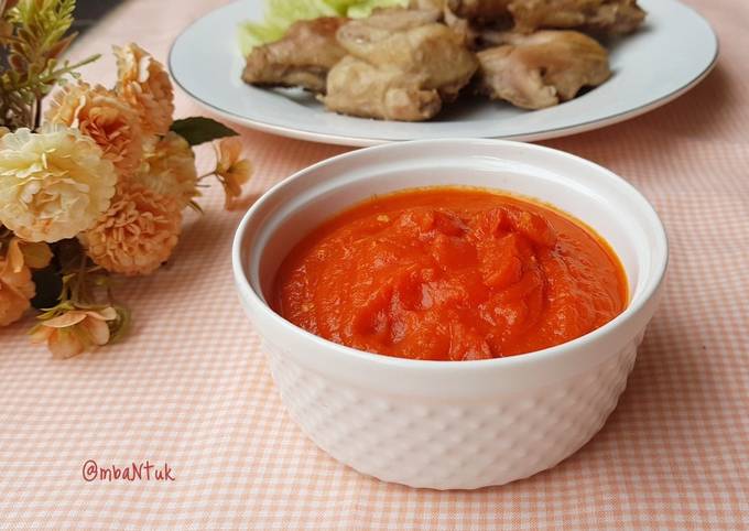 Bagaimana Menyiapkan Sambel Ayam Pop Anti Gagal
